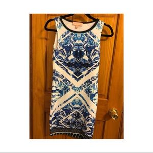 White and blue Peachpuff dress